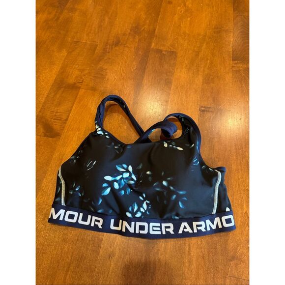 Woman’s under armour compression plus size sports bra size 1XL - Picture 1 of 4